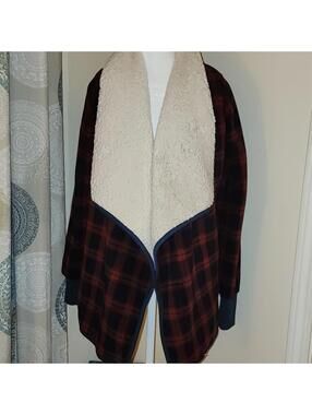 Abercrombie & Fitch womens Sherpa Waterfall Coat Jacket Red Plaid sz M warm